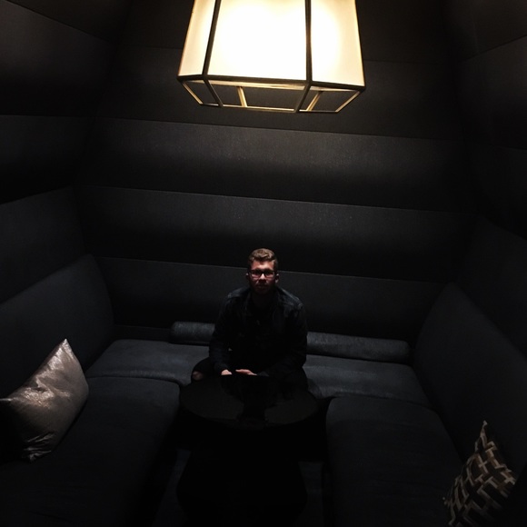 Meet your Posher, Pierre-francois - Picture 1 of 1